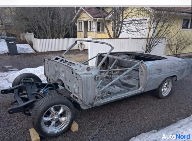 Blå Pontiac Catalina 1963, snett framifrån, fronten åt vänster, bild 3
