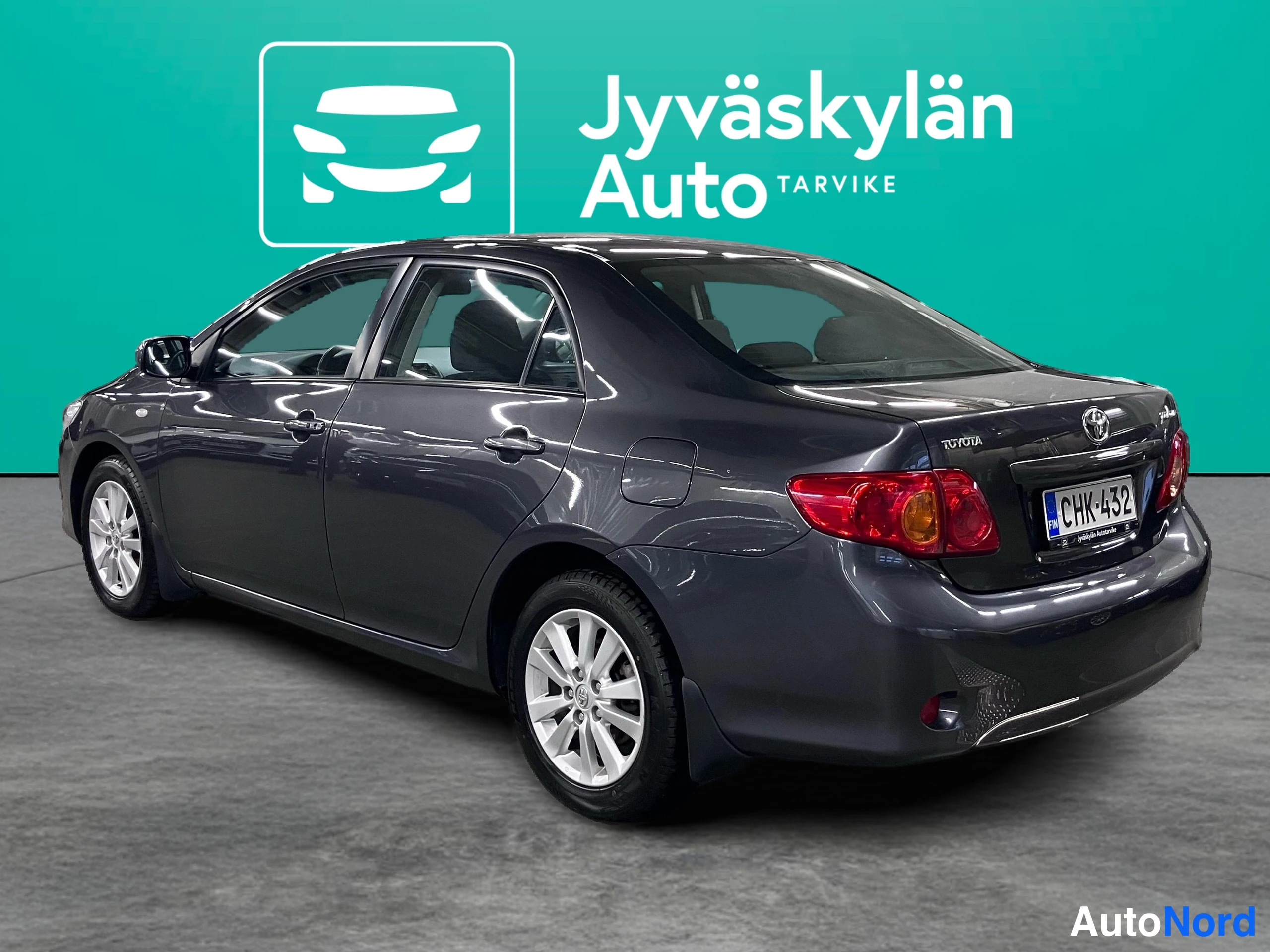Harmaa Toyota Corolla 2010, takaviisto, kuva 6