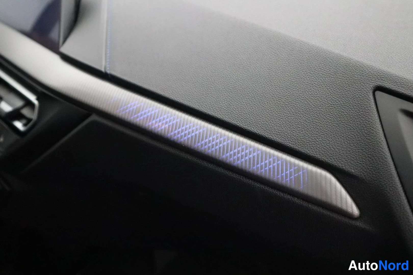 Valkoinen BMW 218i 2021, yksityiskohta, kuva 25