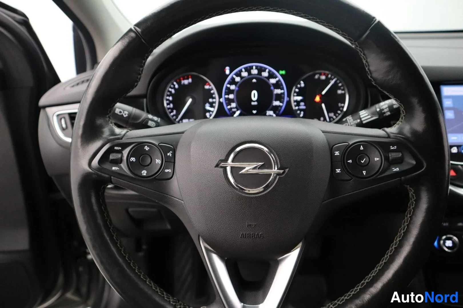 Harmaa Opel Astra Sports Tourer 2022, yksityiskohta, kuva 16