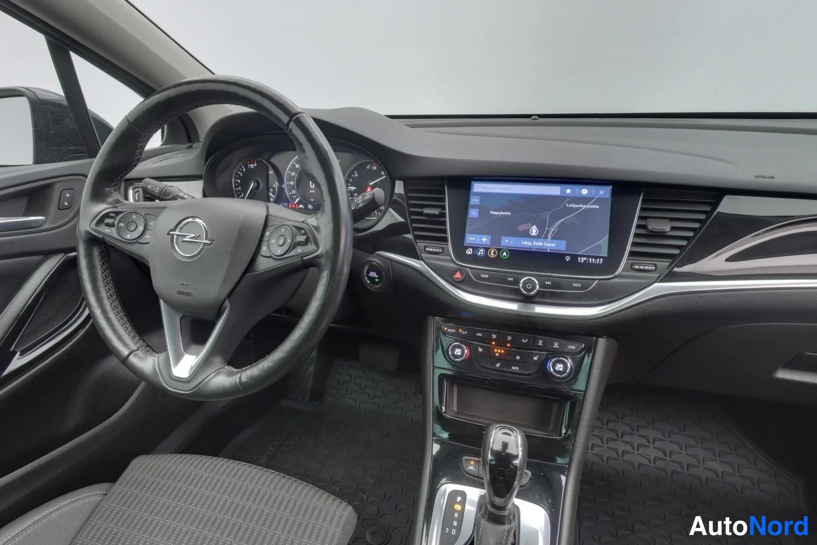 Harmaa Opel Astra Sports Tourer 2022, ohjaamo, kuva 8