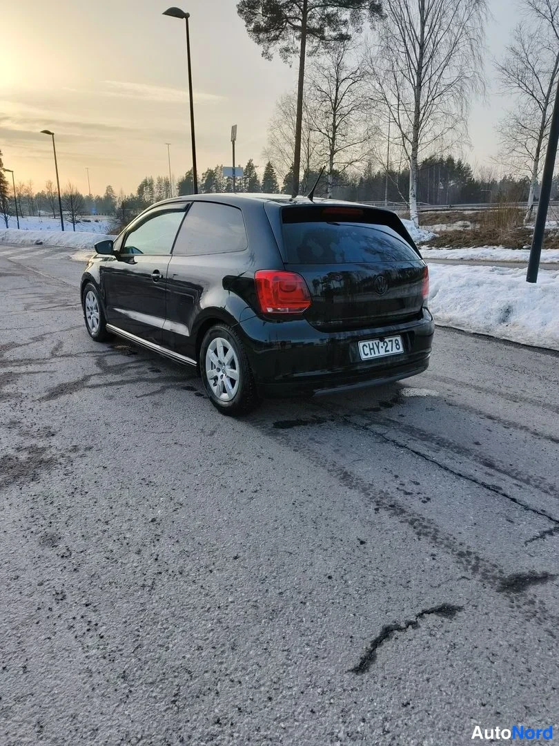 Musta Volkswagen Polo 2011, takaviisto, kuva 6