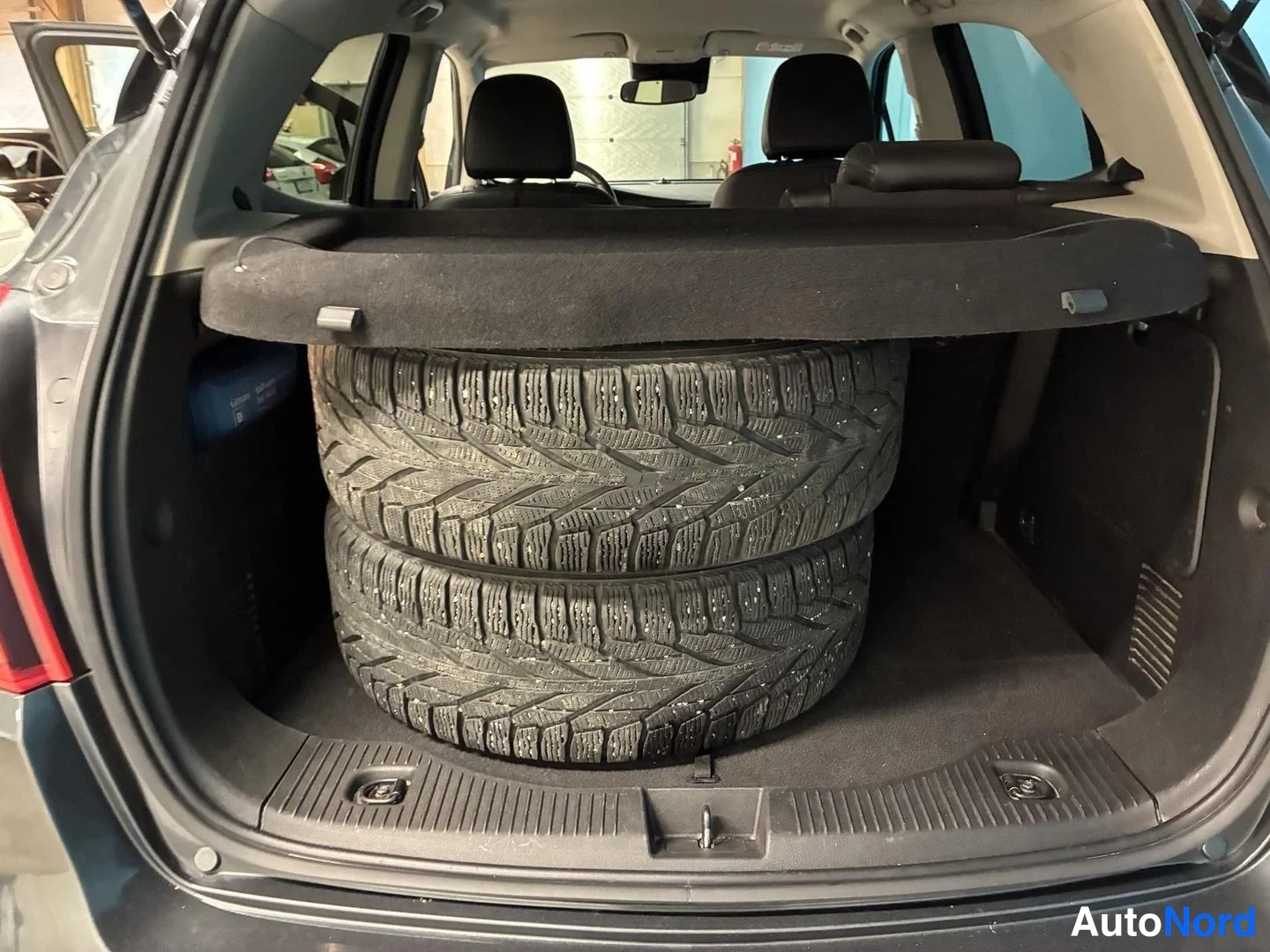 Harmaa Opel Mokka X 2017, tavaratila, kuva 14