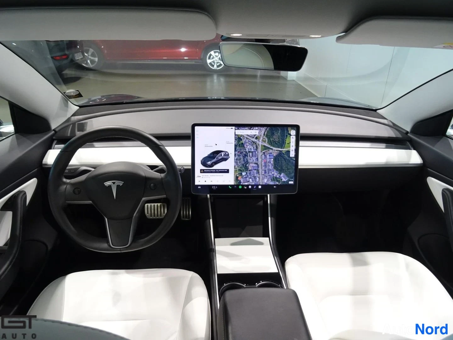 Harmaa Tesla Model 3 Performance 2020, ohjaamo, kuva 10