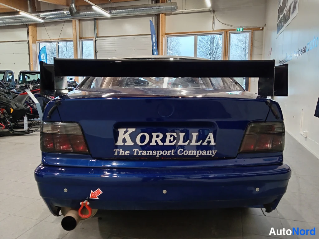 BMW M3 1991, takaa, kuva 8