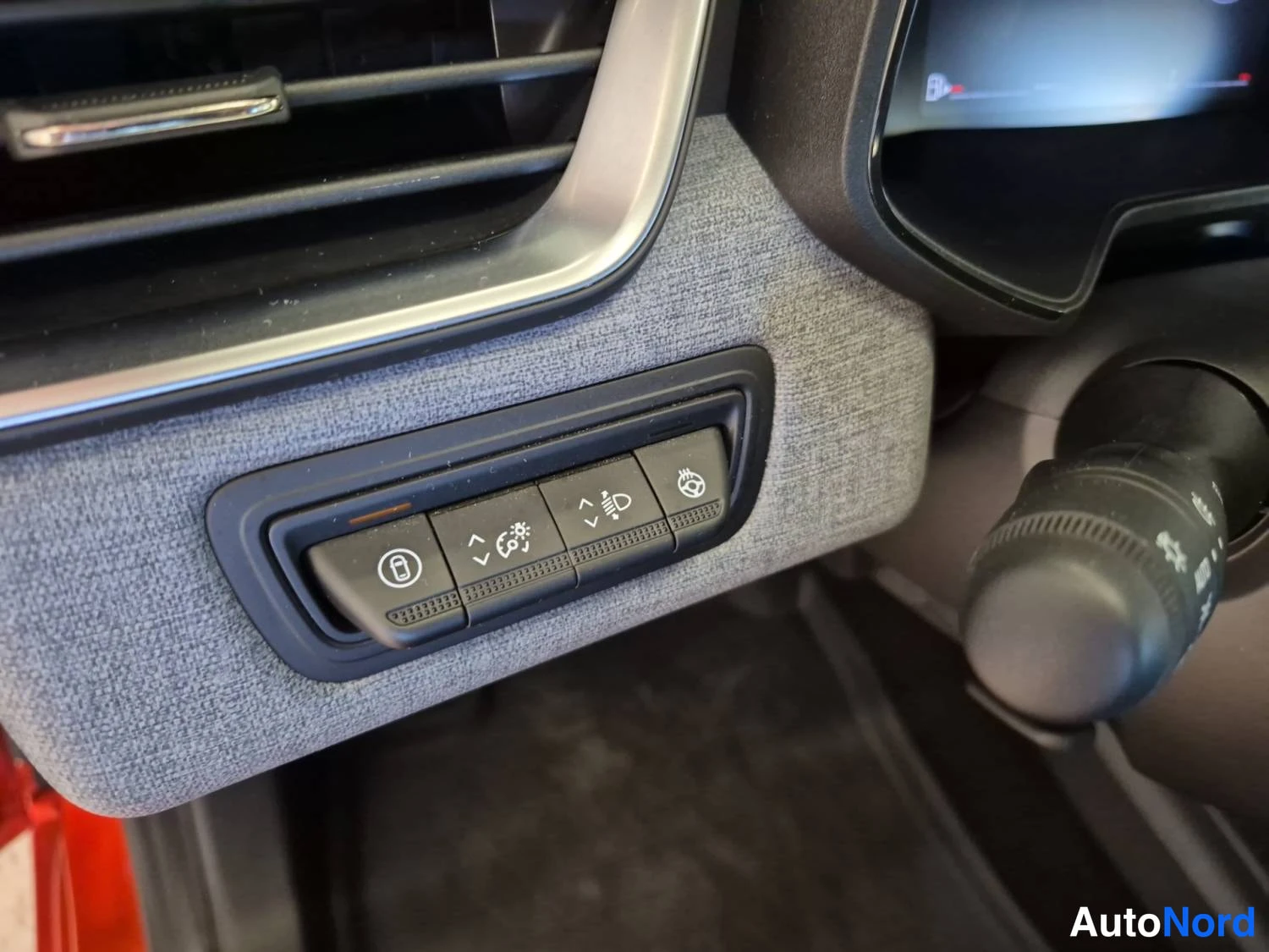 Punainen Renault Clio 2025, yksityiskohta, kuva 18