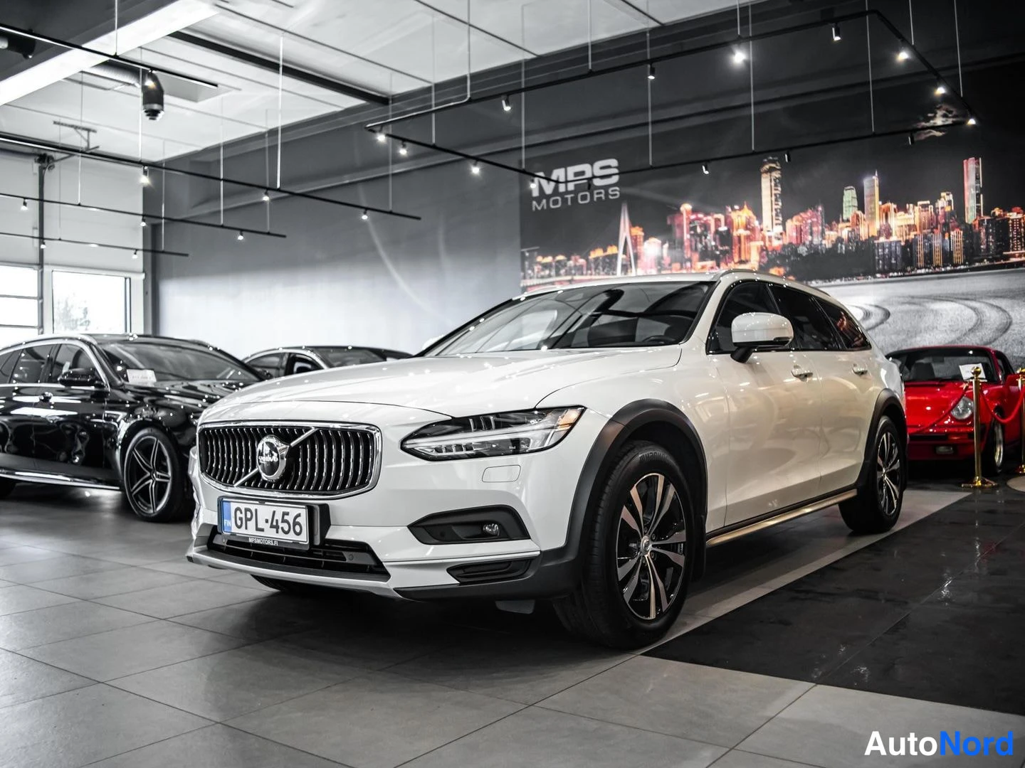 Volvo V90 Cross Country Edition 2021