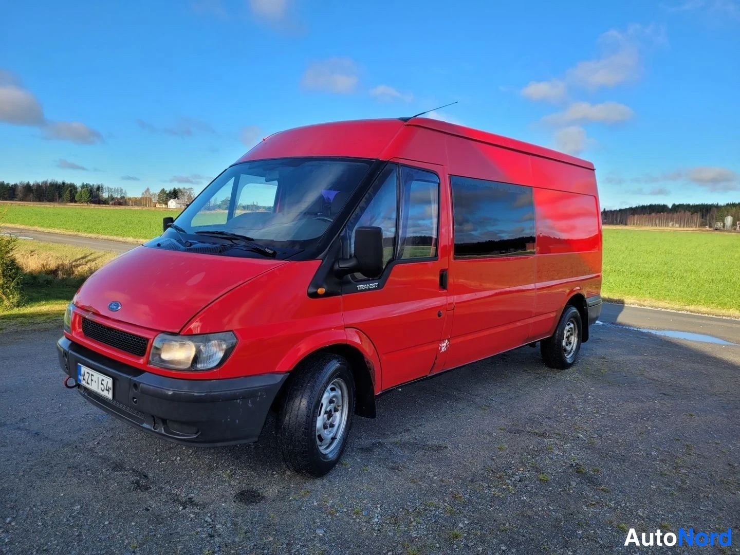 Ford Transit Puolipitkä - Korkea 2002