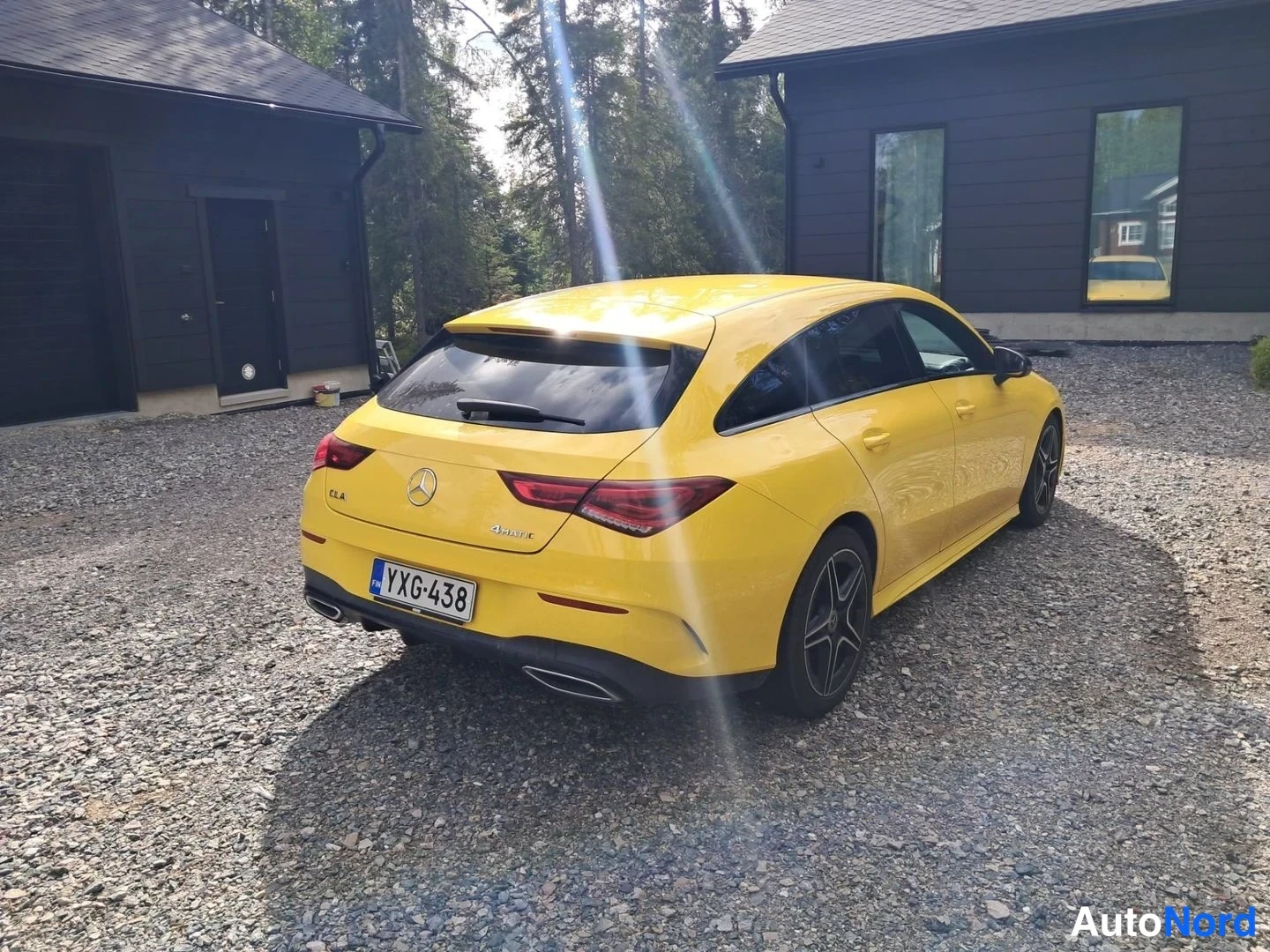 Keltainen Mercedes-Benz CLA 200 d 4MATIC 2020, takaviisto, kuva 3
