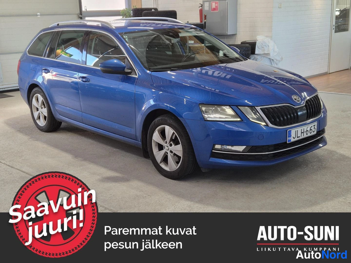 Sininen Skoda Octavia 2020, etuviisto, keula oikealle, kuva 2