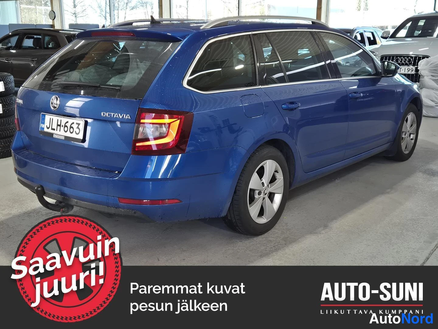 Sininen Skoda Octavia 2020, takaviisto, kuva 4
