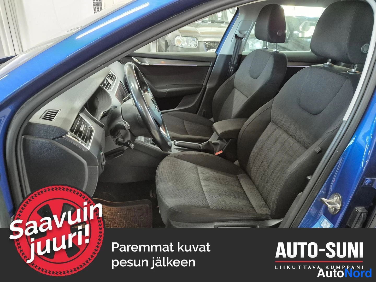 Sininen Skoda Octavia 2020, etuistuimet, kuva 6