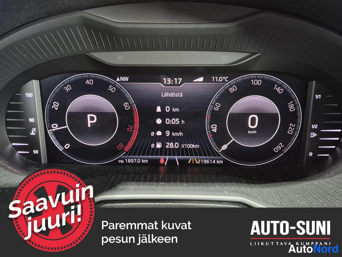 Sininen Skoda Octavia 2020, yksityiskohta, kuva 8