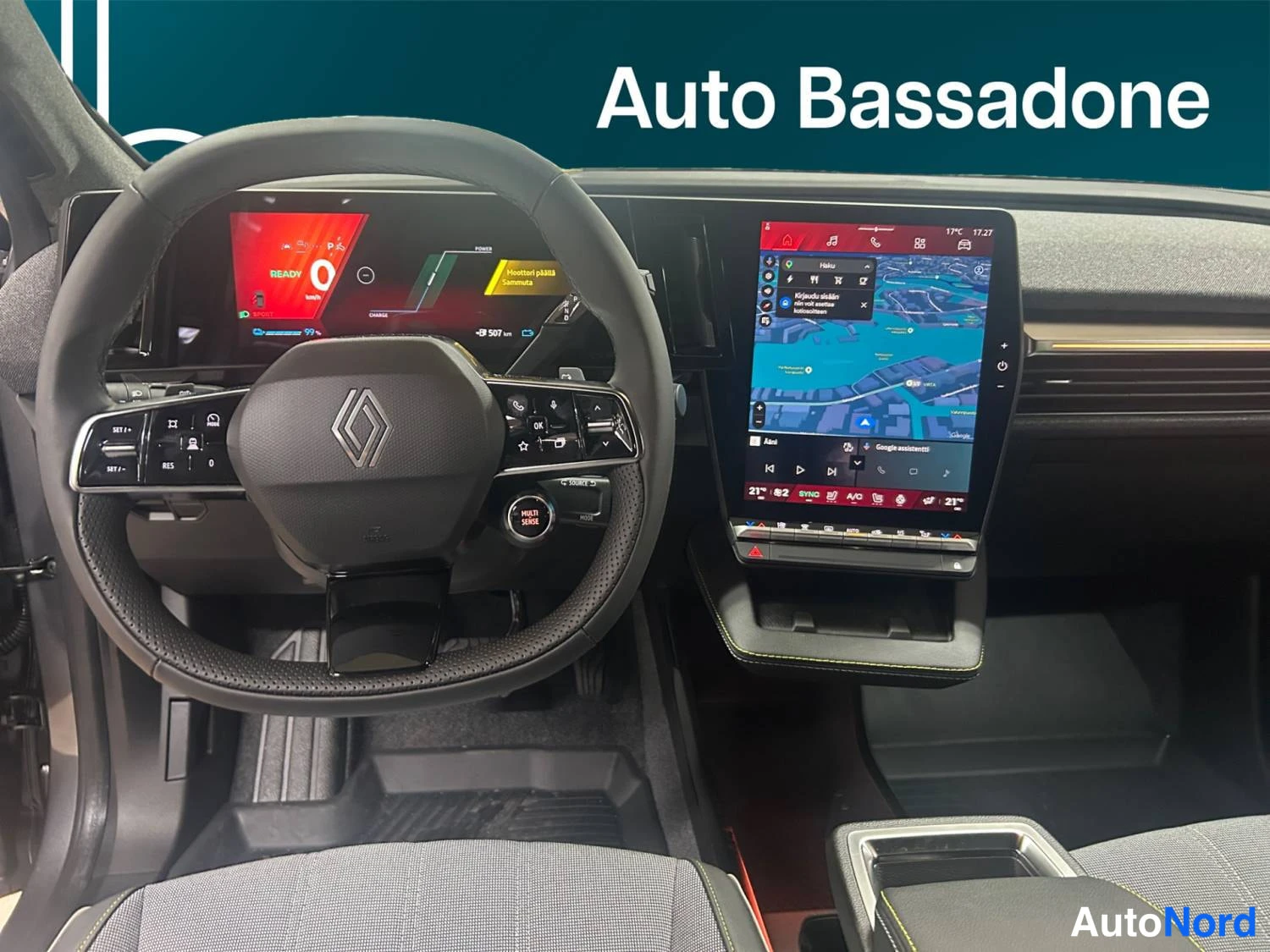 Harmaa Renault Scenic E-Tech electric 2026, ohjaamo, kuva 11
