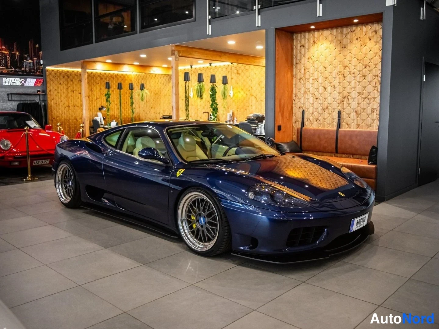 Sininen Ferrari 360 Modena 1999, etuviisto, keula oikealle, kuva 3