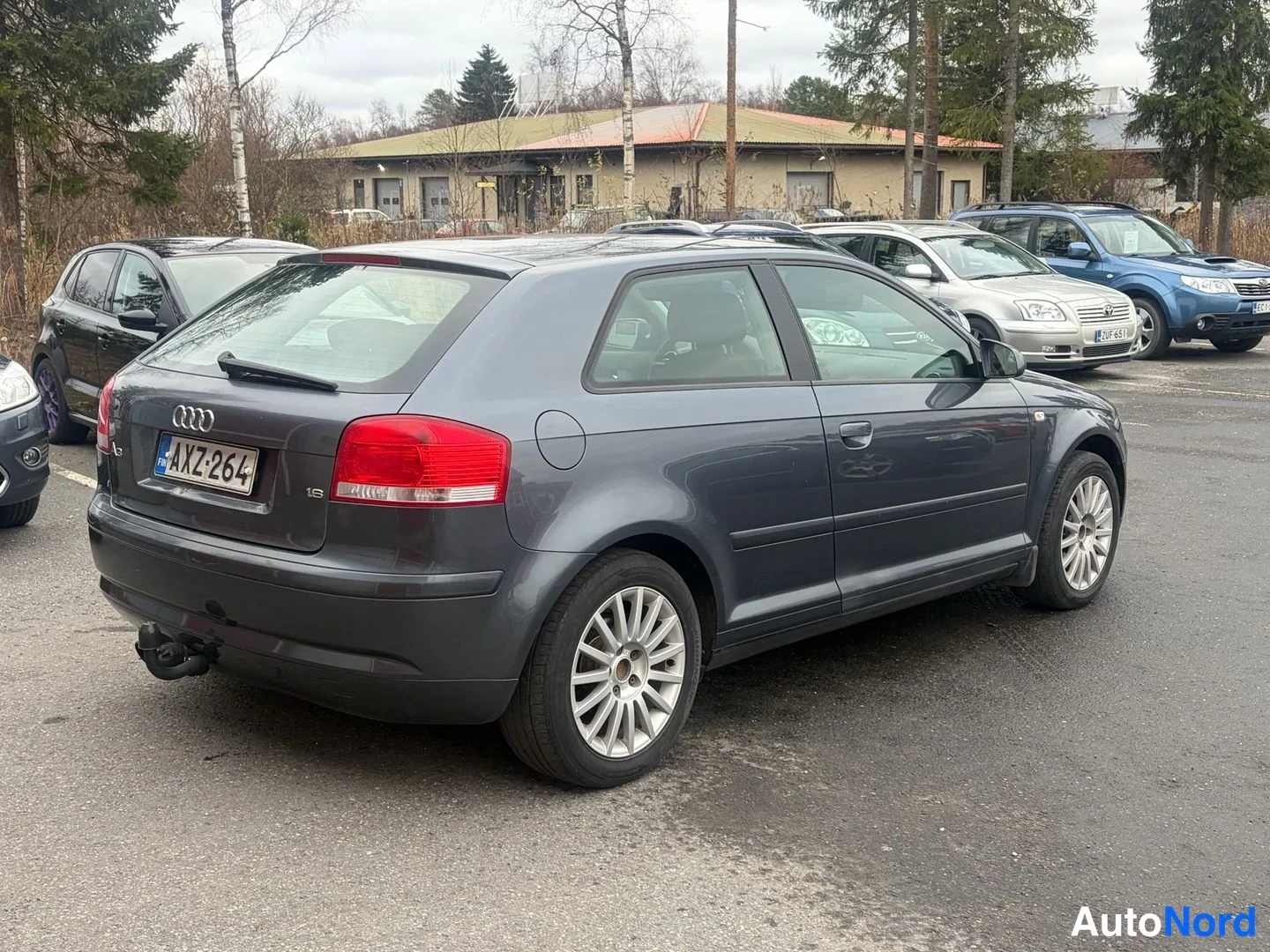 Harmaa Audi A3 2004, takaviisto, kuva 3