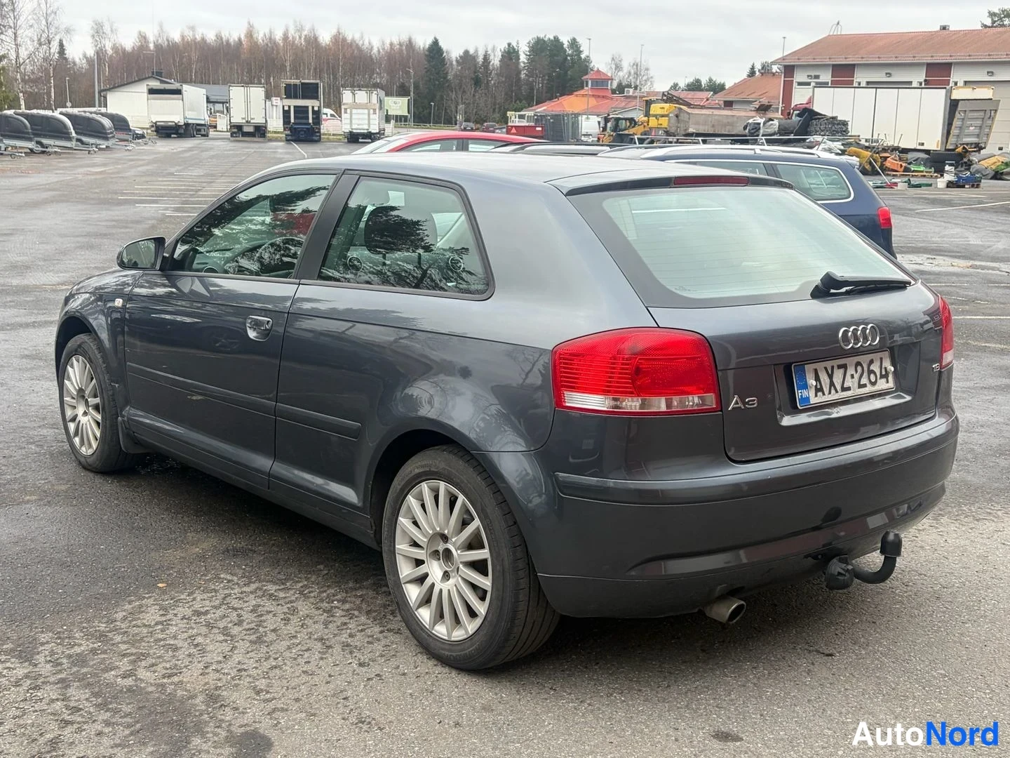 Harmaa Audi A3 2004, takaviisto, kuva 4
