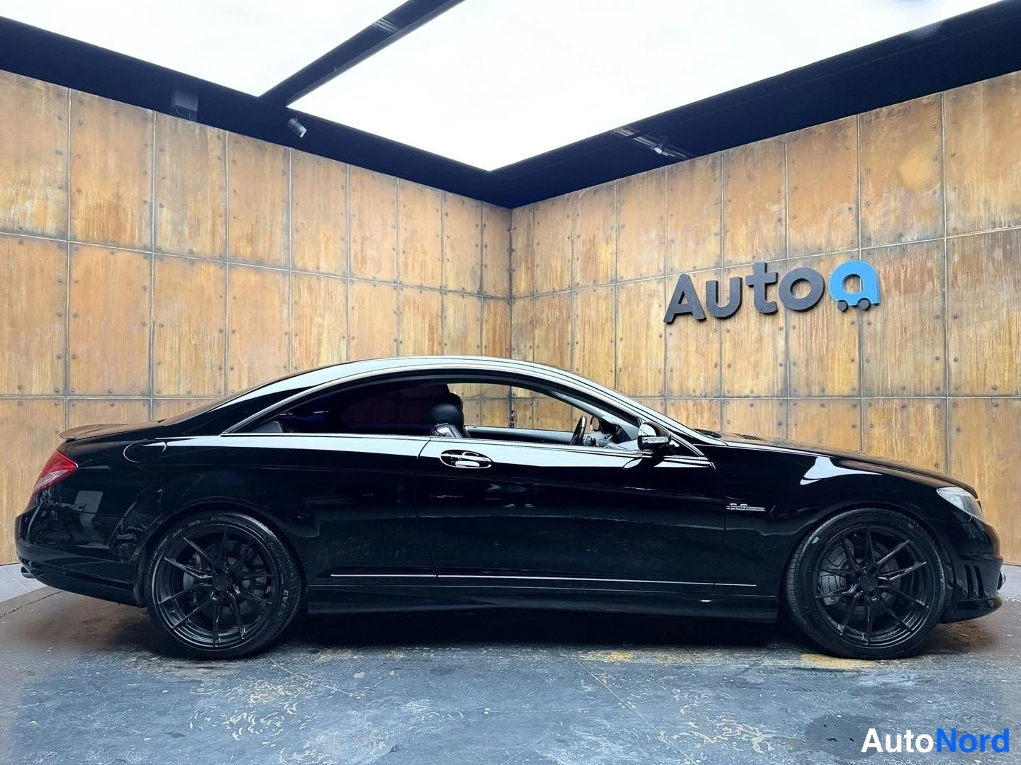 Musta Mercedes-Benz CL 63 2007, sivulta, kuva 7