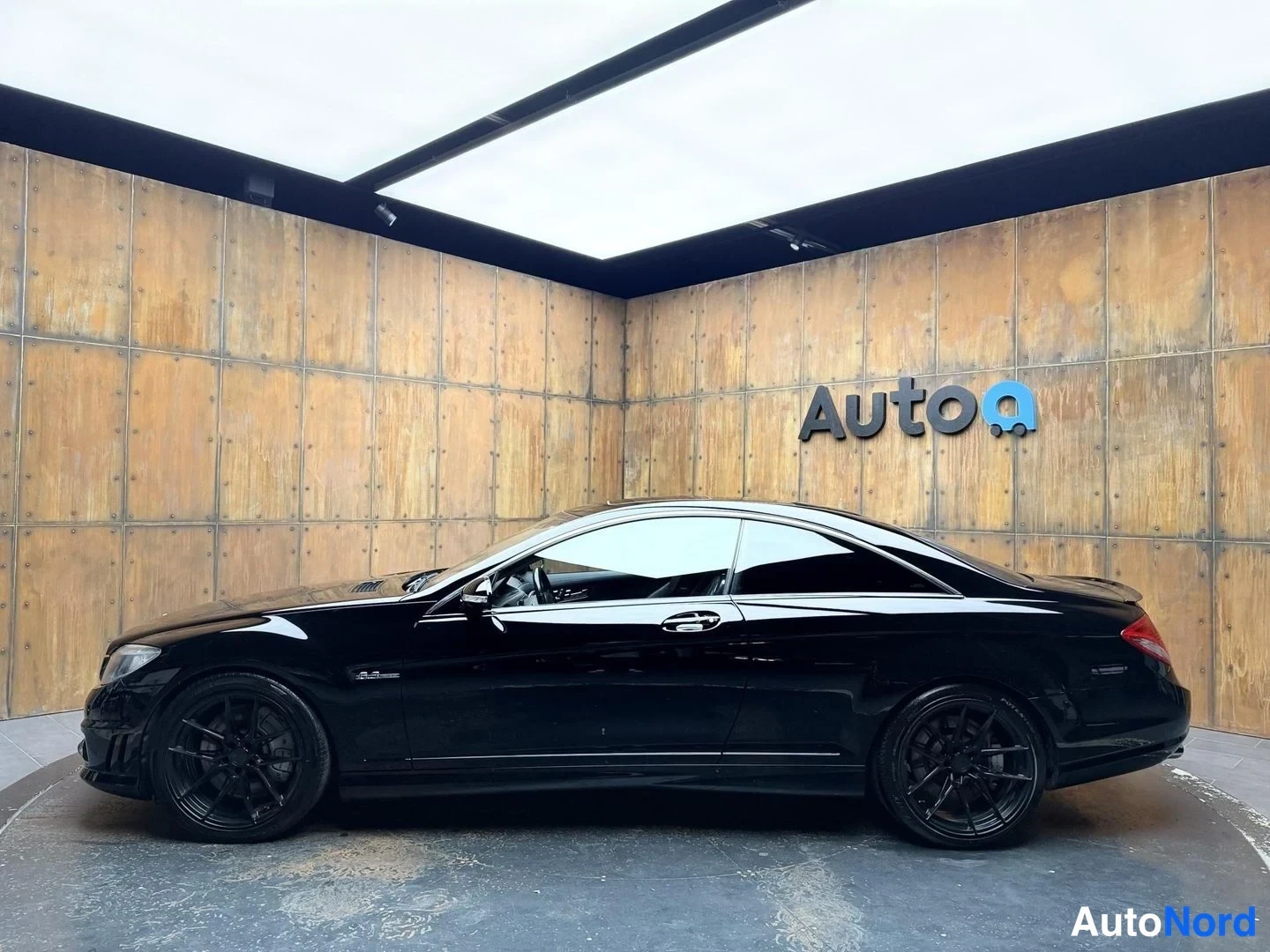Musta Mercedes-Benz CL 63 2007, sivulta, kuva 8