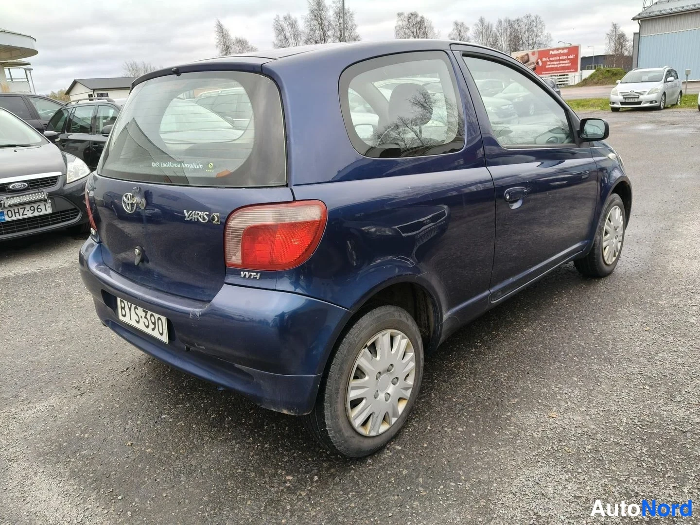 Sininen Toyota Yaris 2000, takaviisto, kuva 4