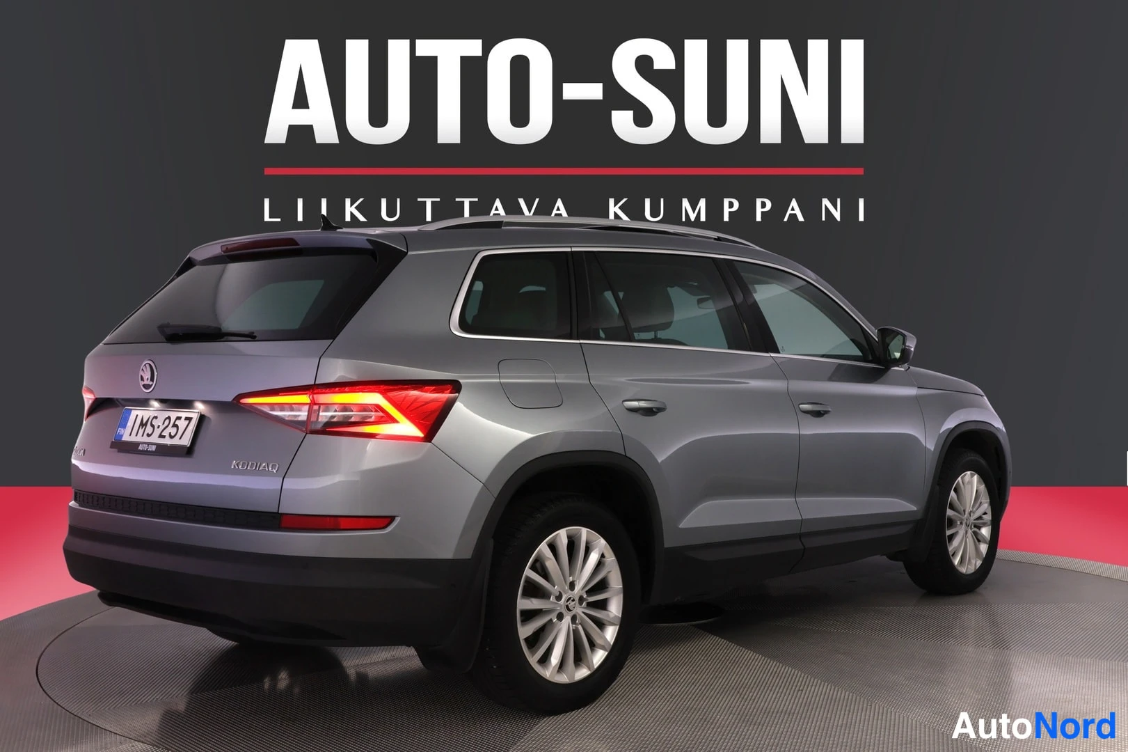 Hopea Skoda Kodiaq 2017, takaviisto, kuva 5