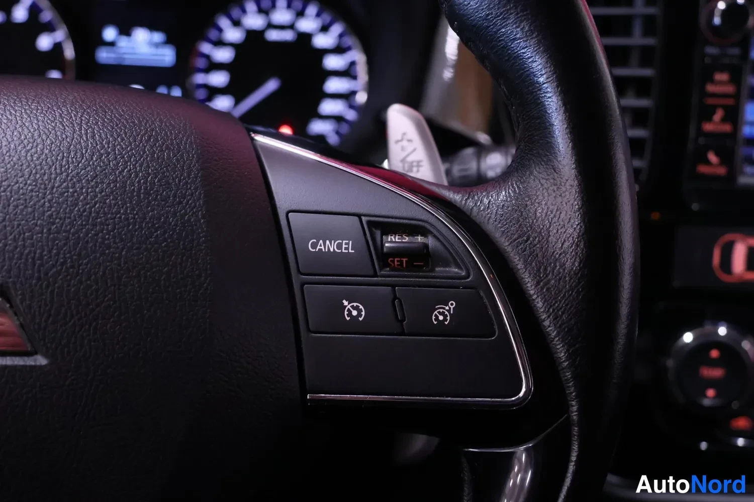 Sininen Mitsubishi Outlander 2017, yksityiskohta, kuva 17