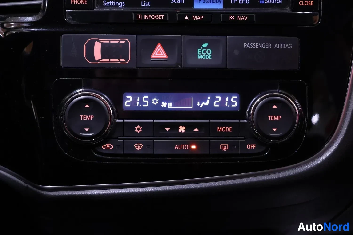 Sininen Mitsubishi Outlander 2017, yksityiskohta, kuva 21