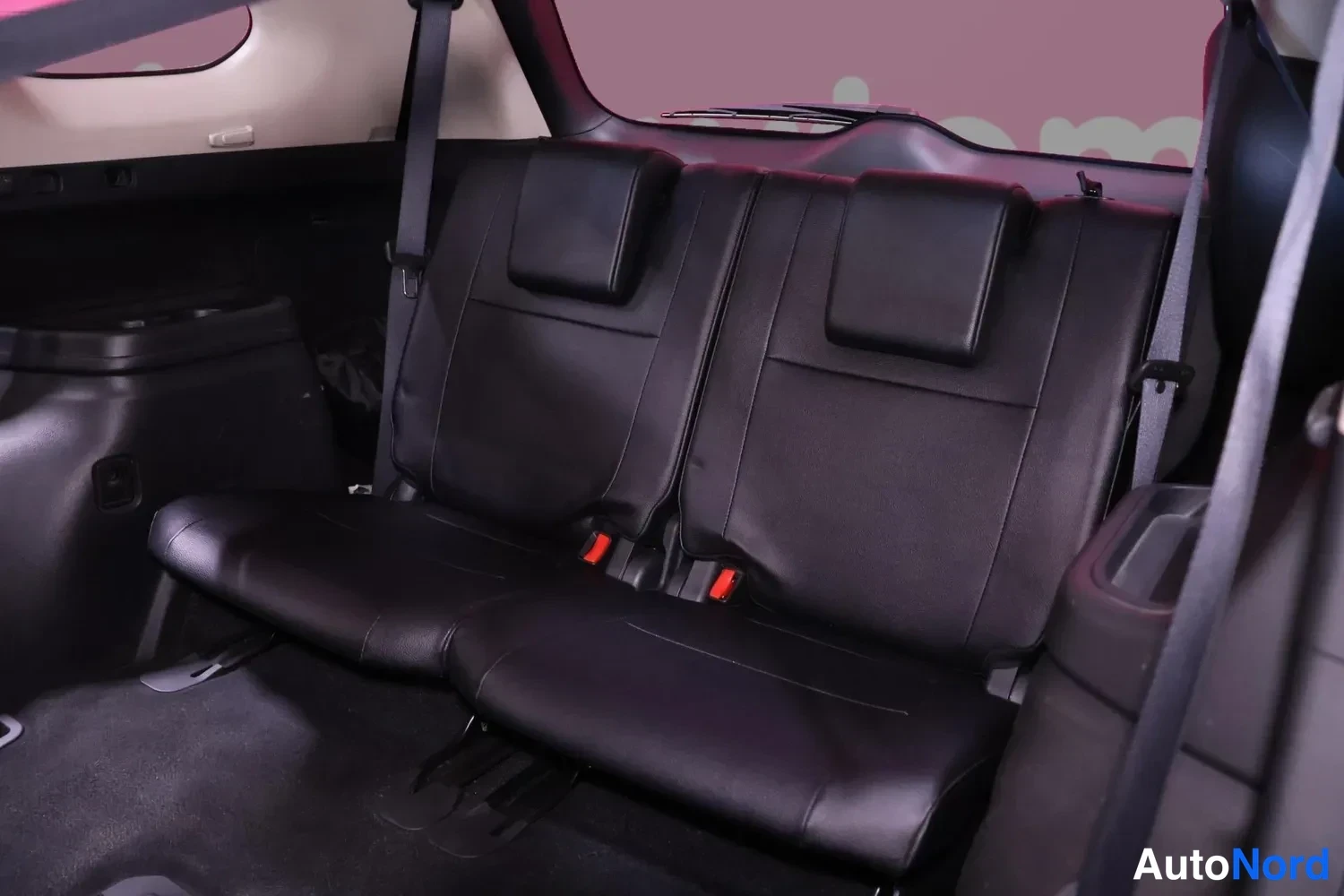 Sininen Mitsubishi Outlander 2017, takaistuimet, kuva 11