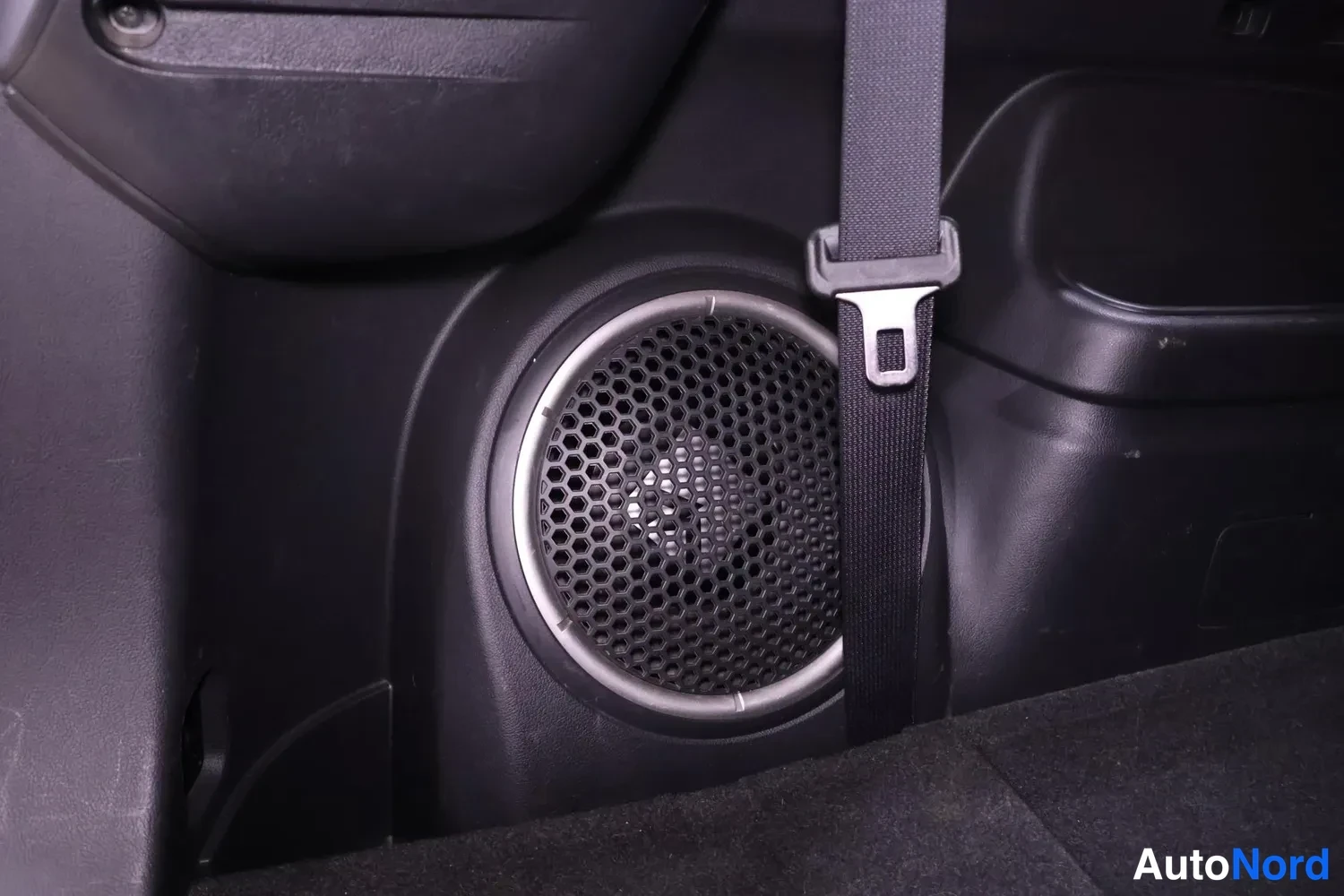 Sininen Mitsubishi Outlander 2017, yksityiskohta, kuva 23