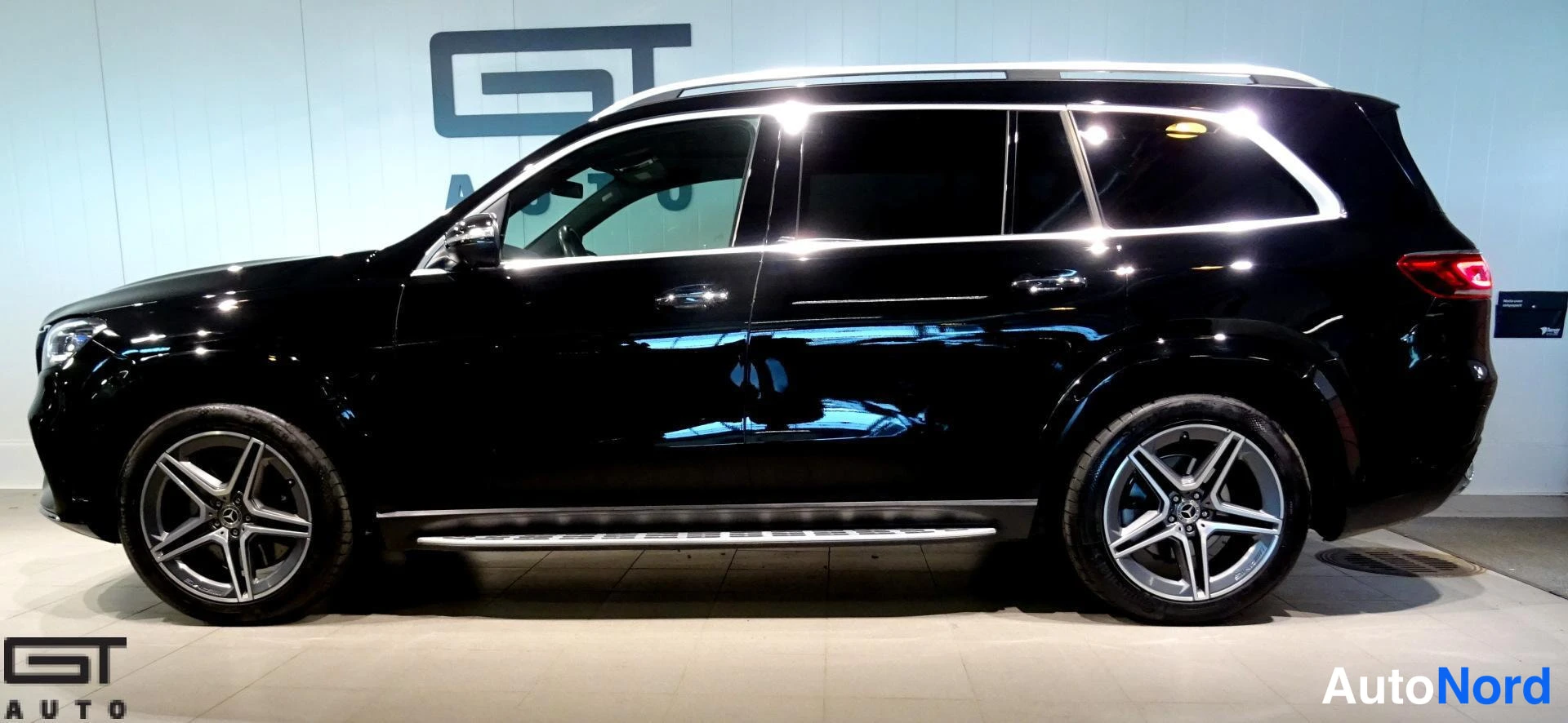 Musta Mercedes-Benz GLS 400 d 4MATIC 2020, sivulta, kuva 5