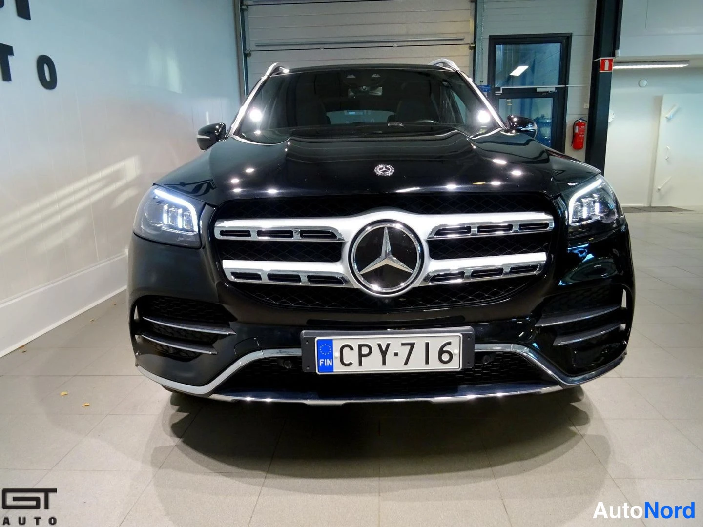 Musta Mercedes-Benz GLS 400 d 4MATIC 2020, edestä, kuva 4