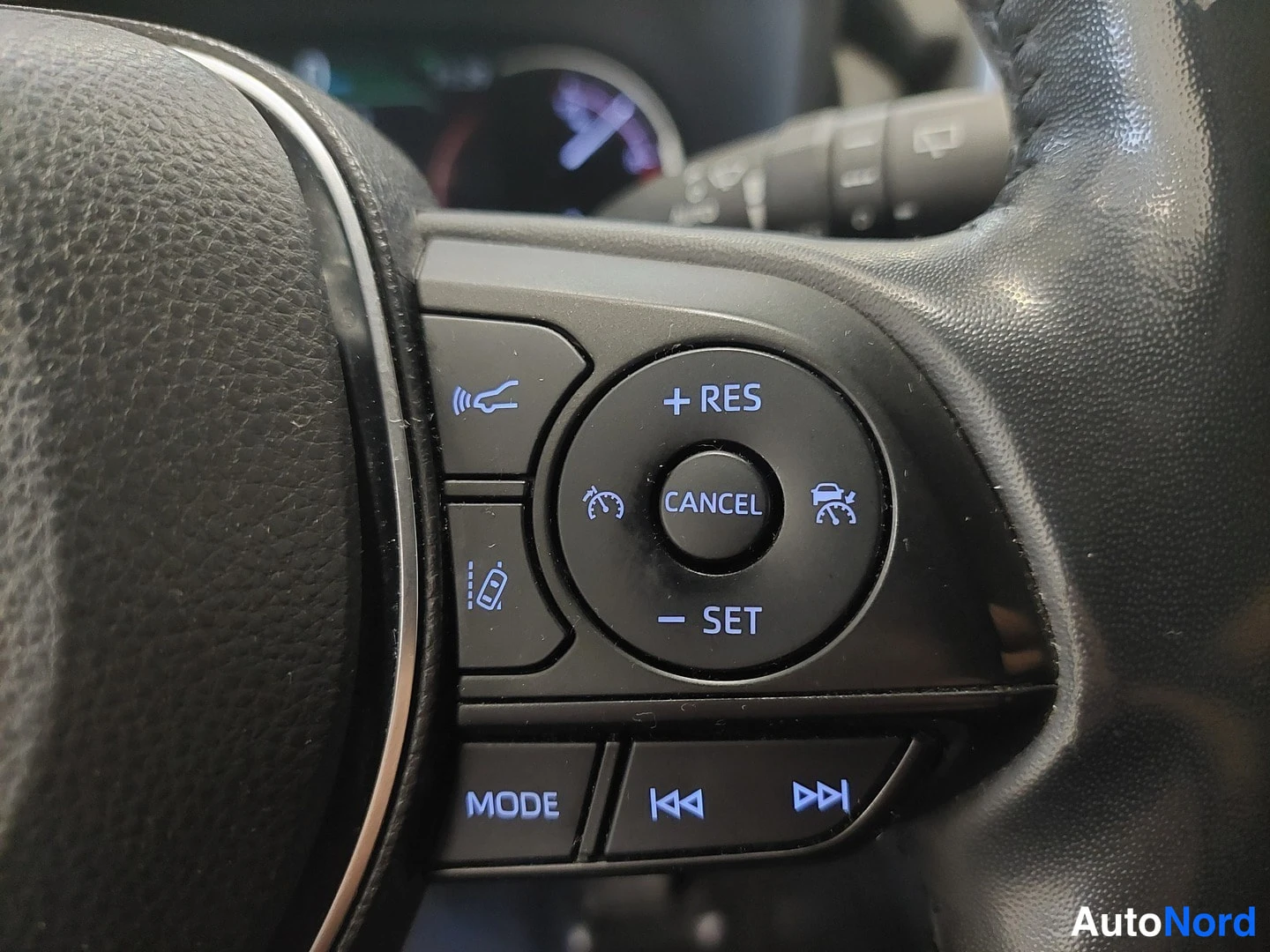 Musta Toyota RAV4 2019, yksityiskohta, kuva 22