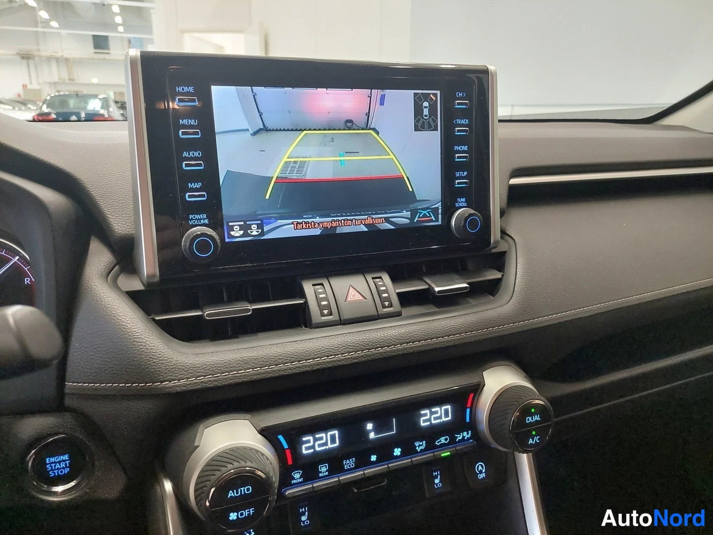 Musta Toyota RAV4 2019, yksityiskohta, kuva 23