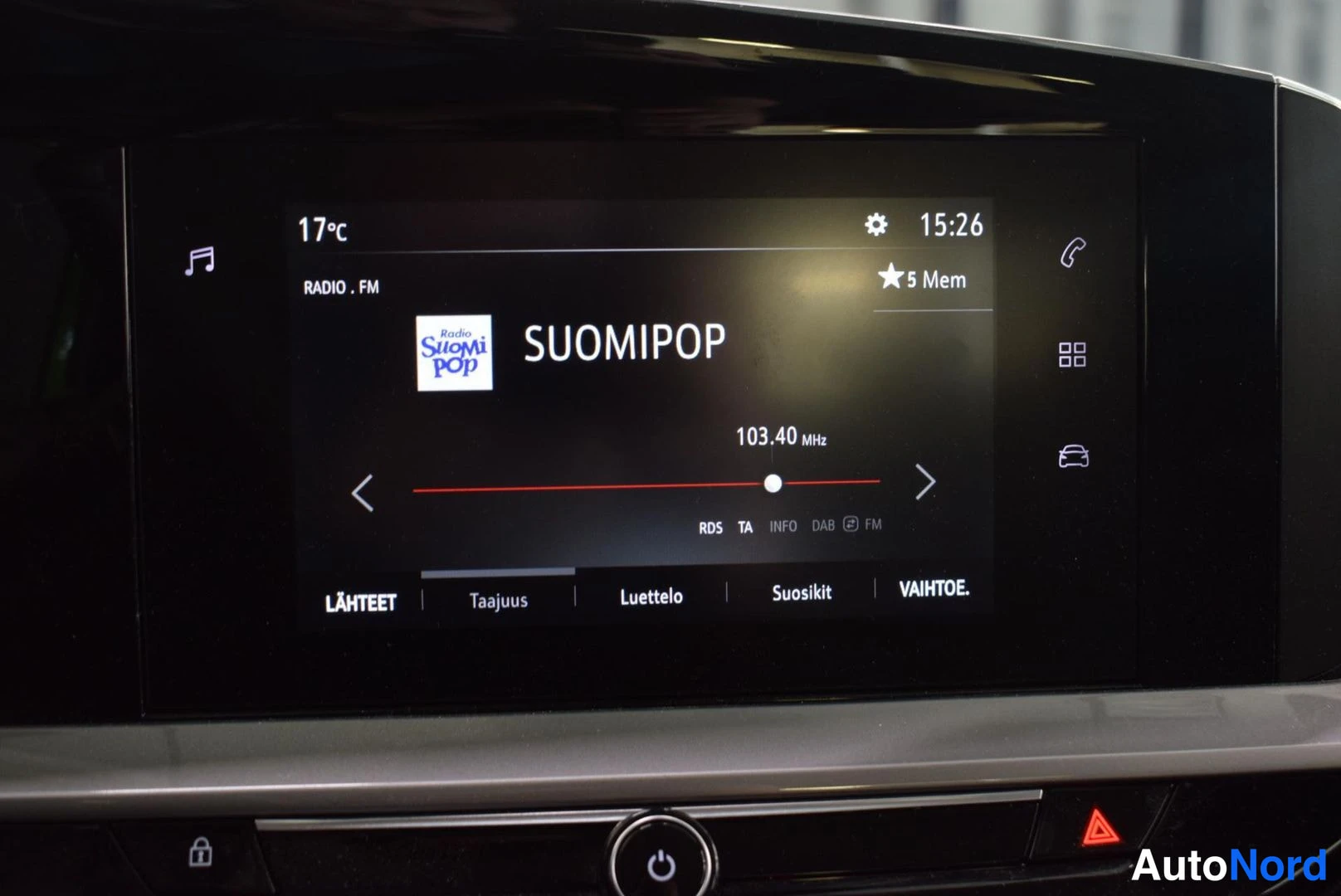 Vihreä Opel Mokka 2022, yksityiskohta, kuva 13
