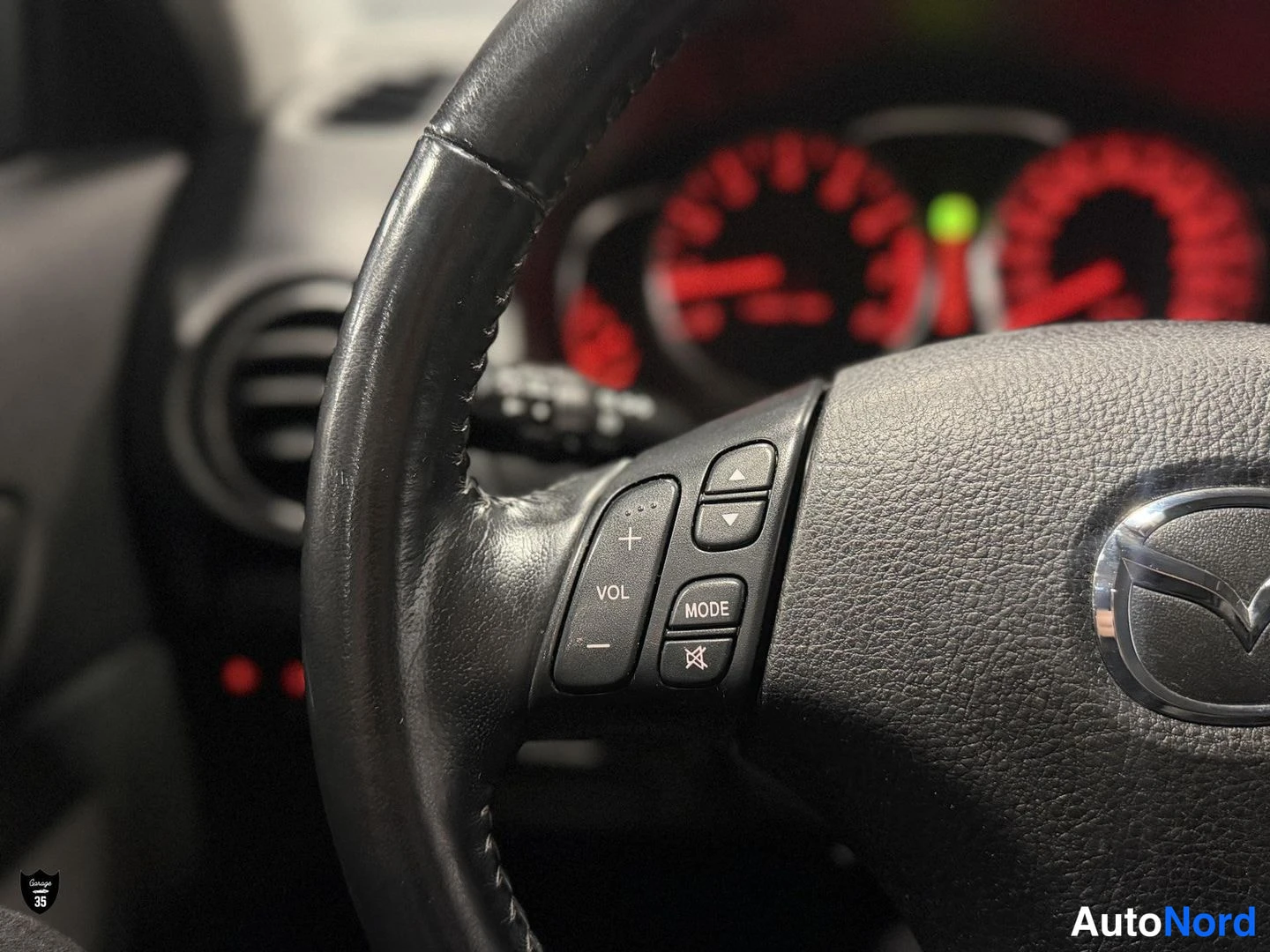 Grå Mazda 6 2006, detalj, bild 16