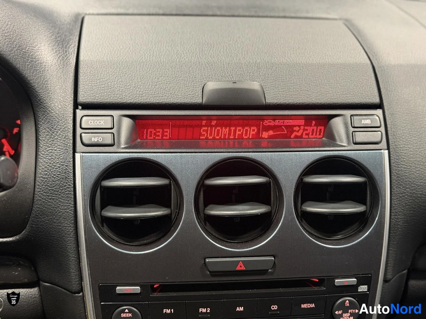 Grå Mazda 6 2006, detalj, bild 20