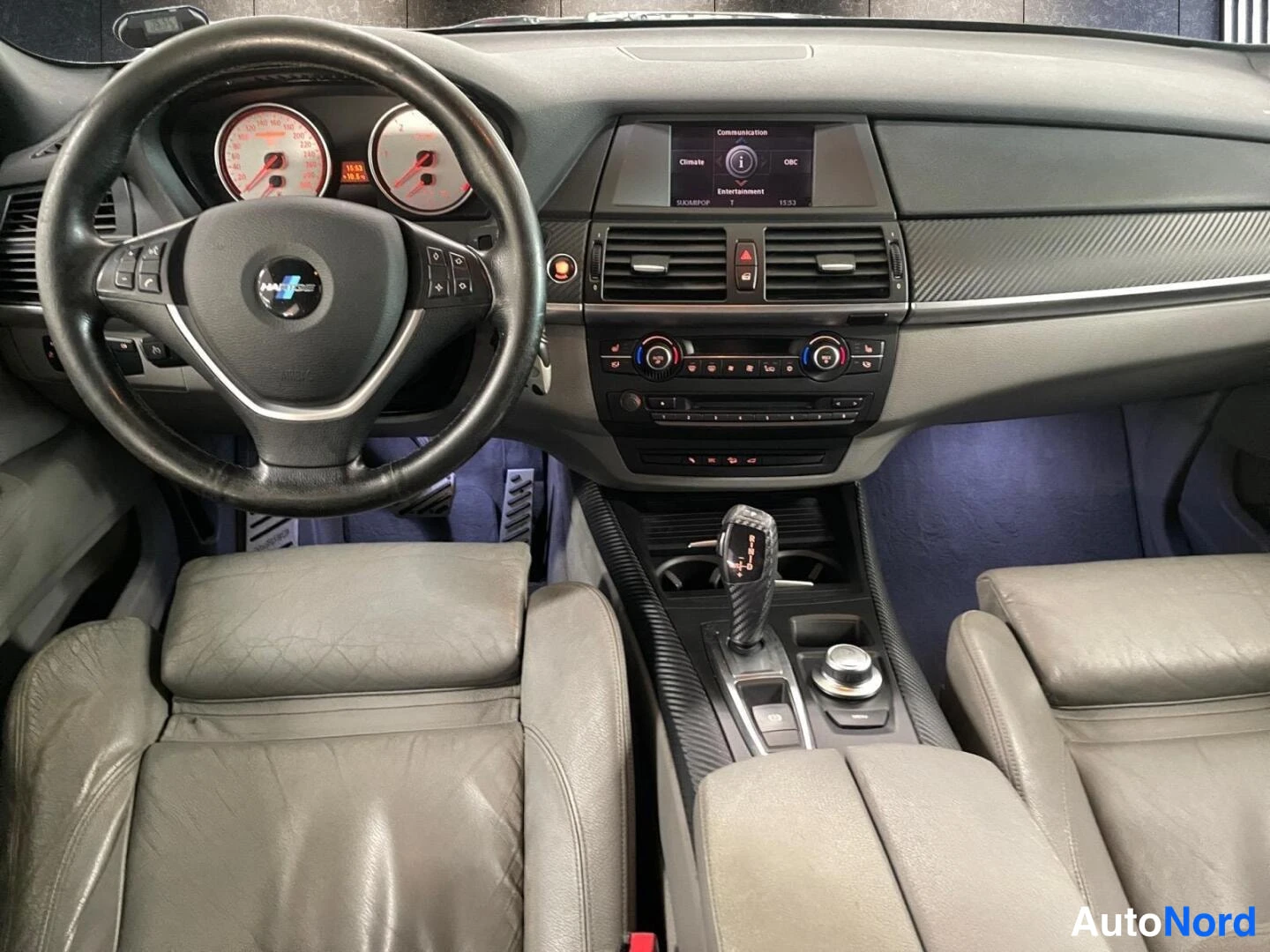 Musta BMW X5 xDrive30d 2007, ohjaamo, kuva 8