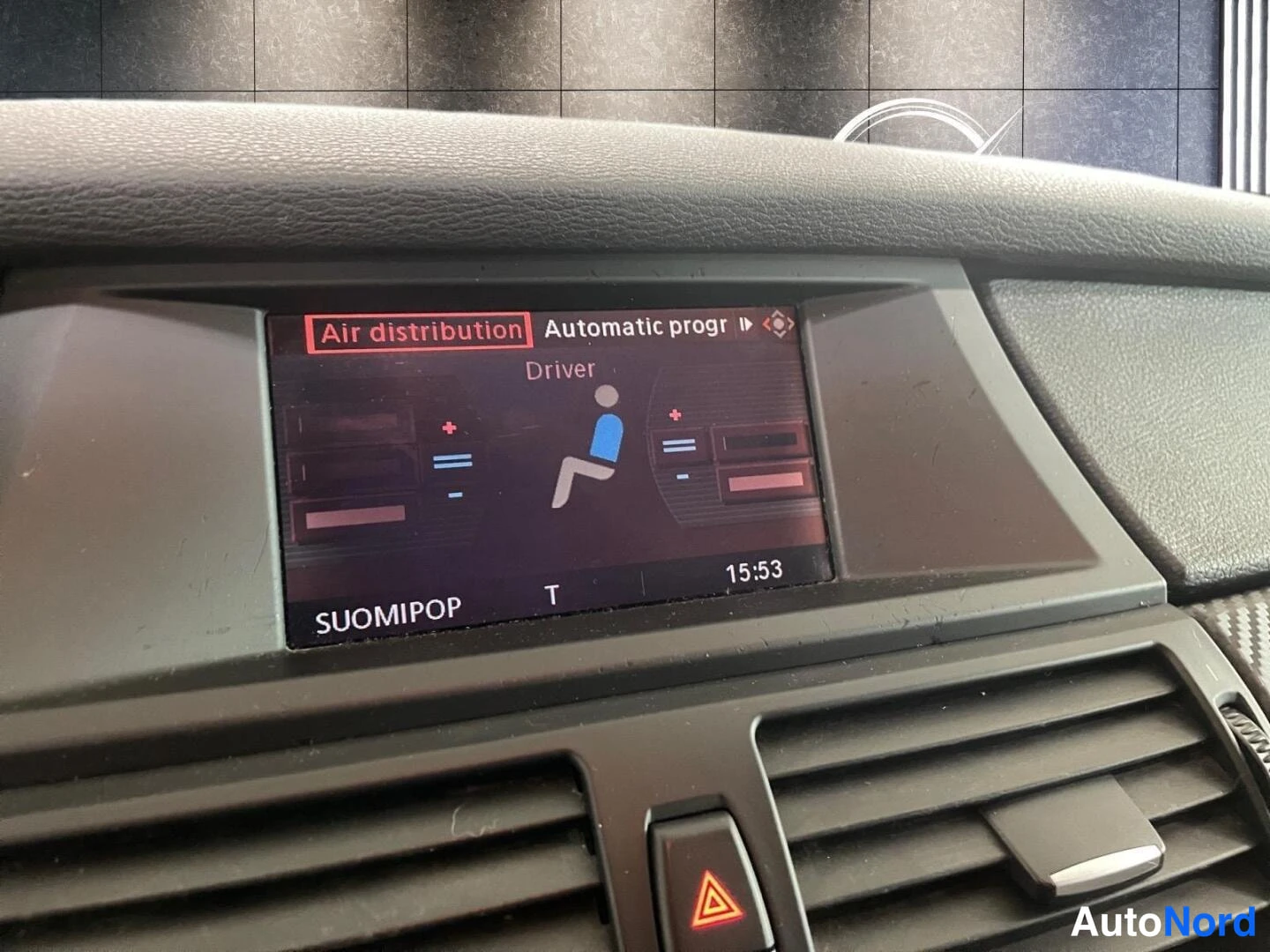 Musta BMW X5 xDrive30d 2007, yksityiskohta, kuva 24