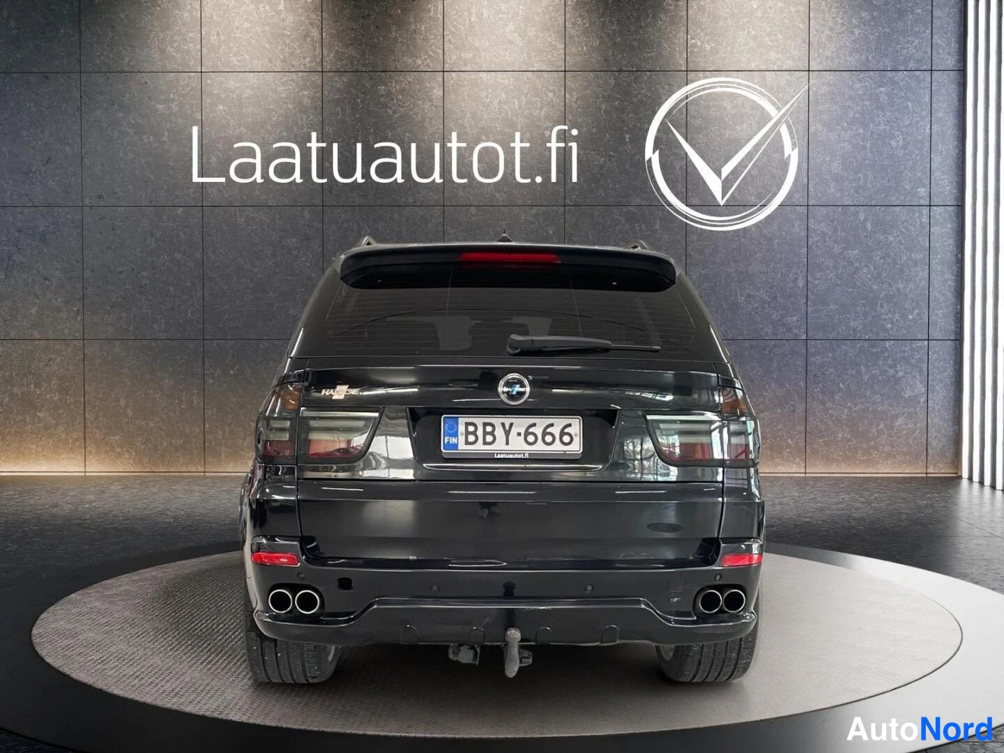 Musta BMW X5 xDrive30d 2007, takaa, kuva 7