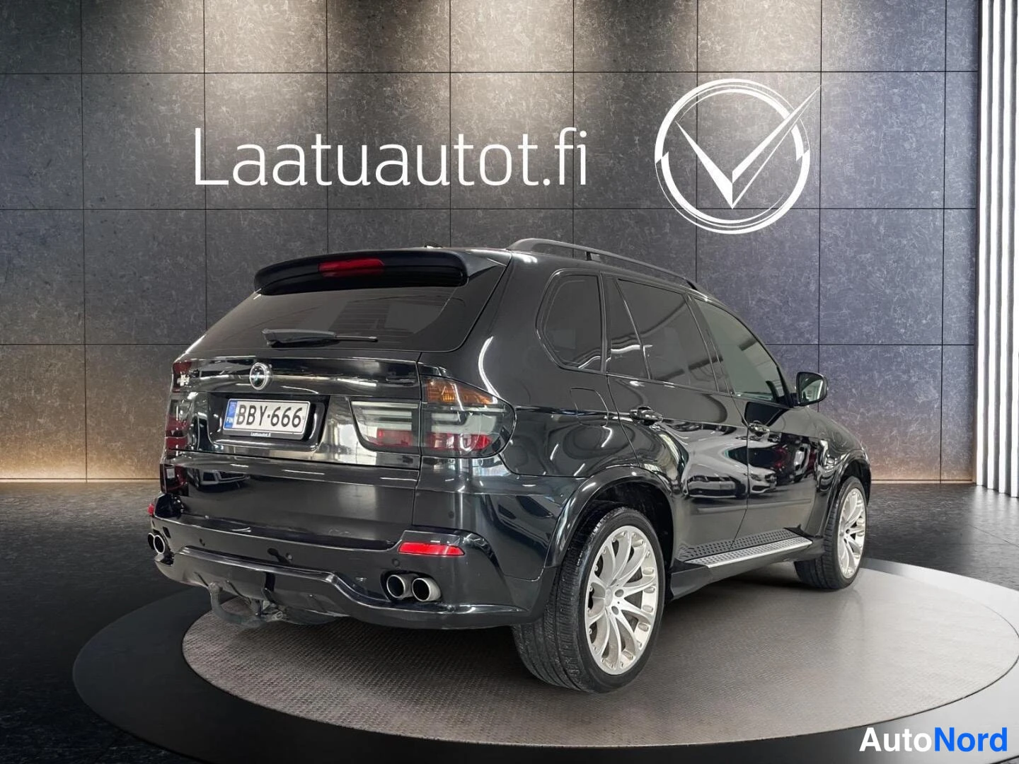 Musta BMW X5 xDrive30d 2007, takaviisto, kuva 6