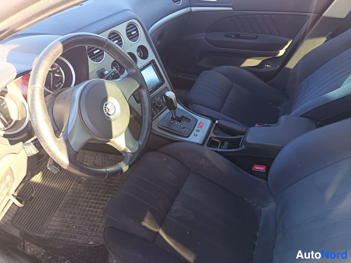 Harmaa Alfa Romeo 159 Sportwagon 2008, kuva 4