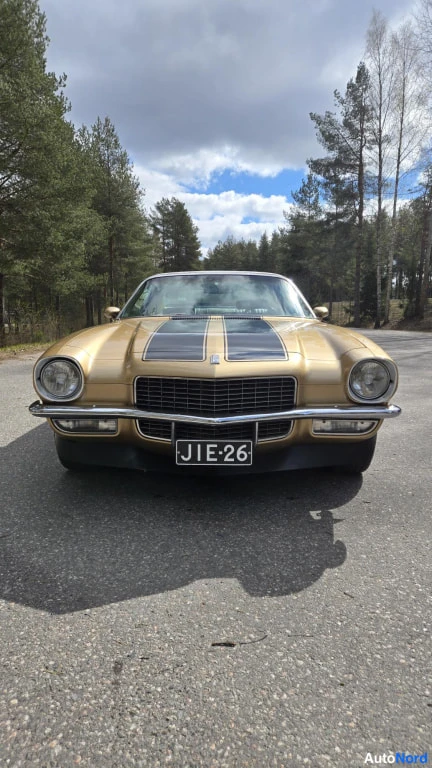 Kulta Chevrolet Camaro 1970, edestä, kuva 4