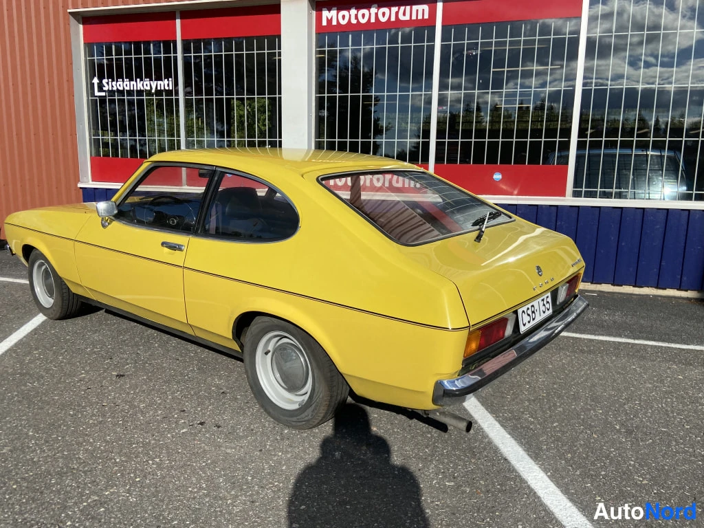 Keltainen Ford Capri 1974, takaviisto, kuva 8