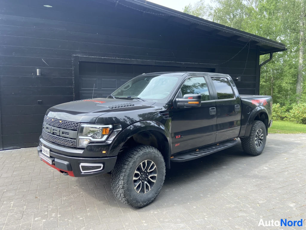Ford F-150 SVT Raptor 2012