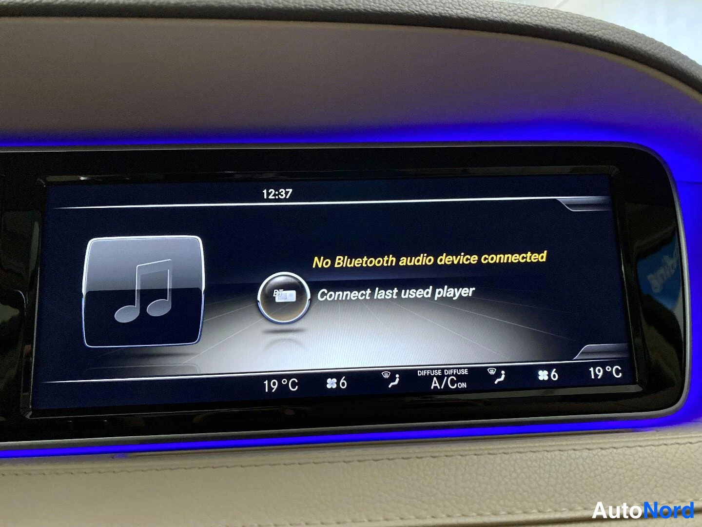 Musta Mercedes-Benz S 2014, kuva 20