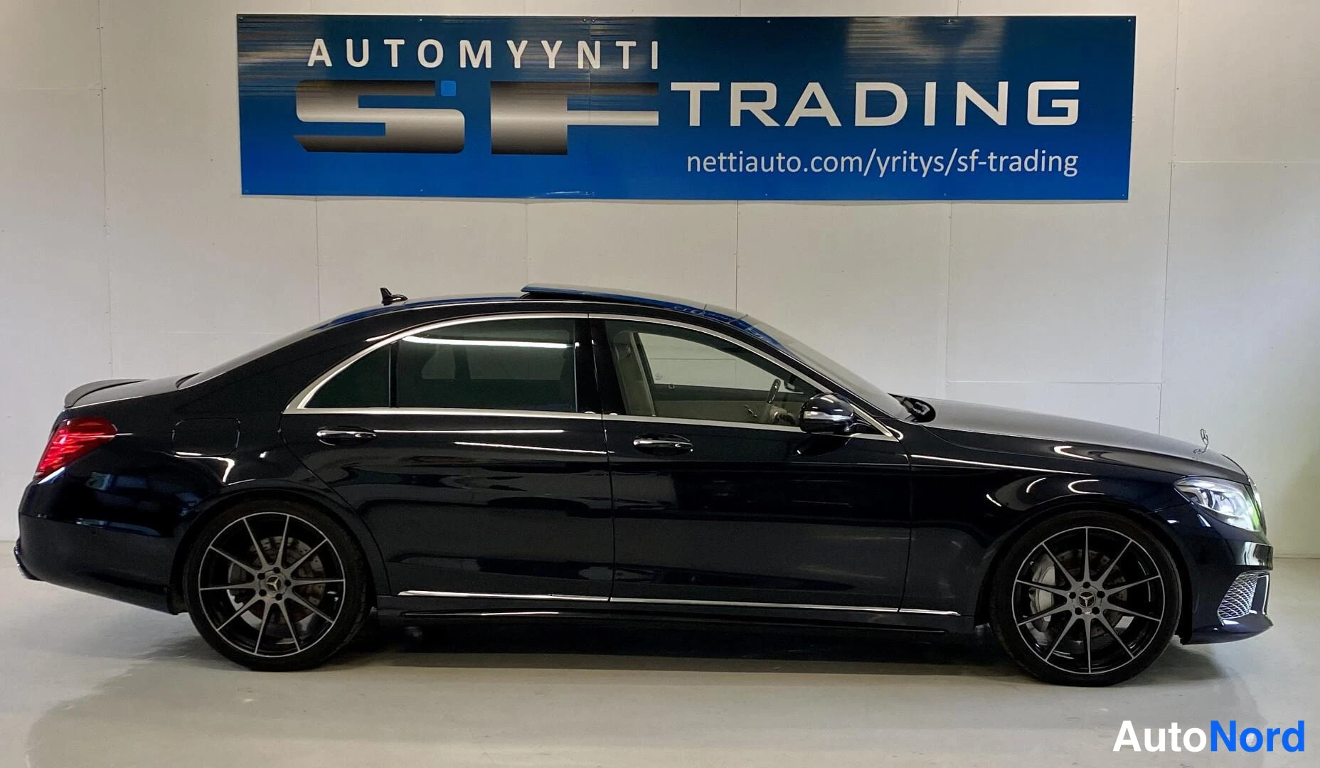 Musta Mercedes-Benz S 2014, kuva 3