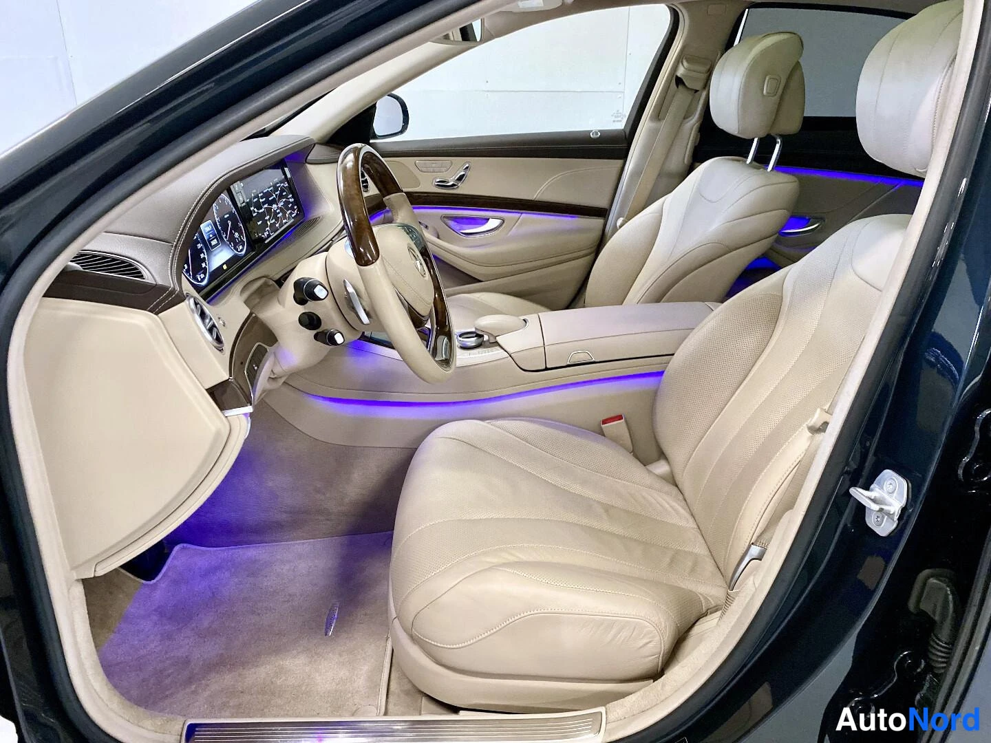 Musta Mercedes-Benz S 2014, kuva 9