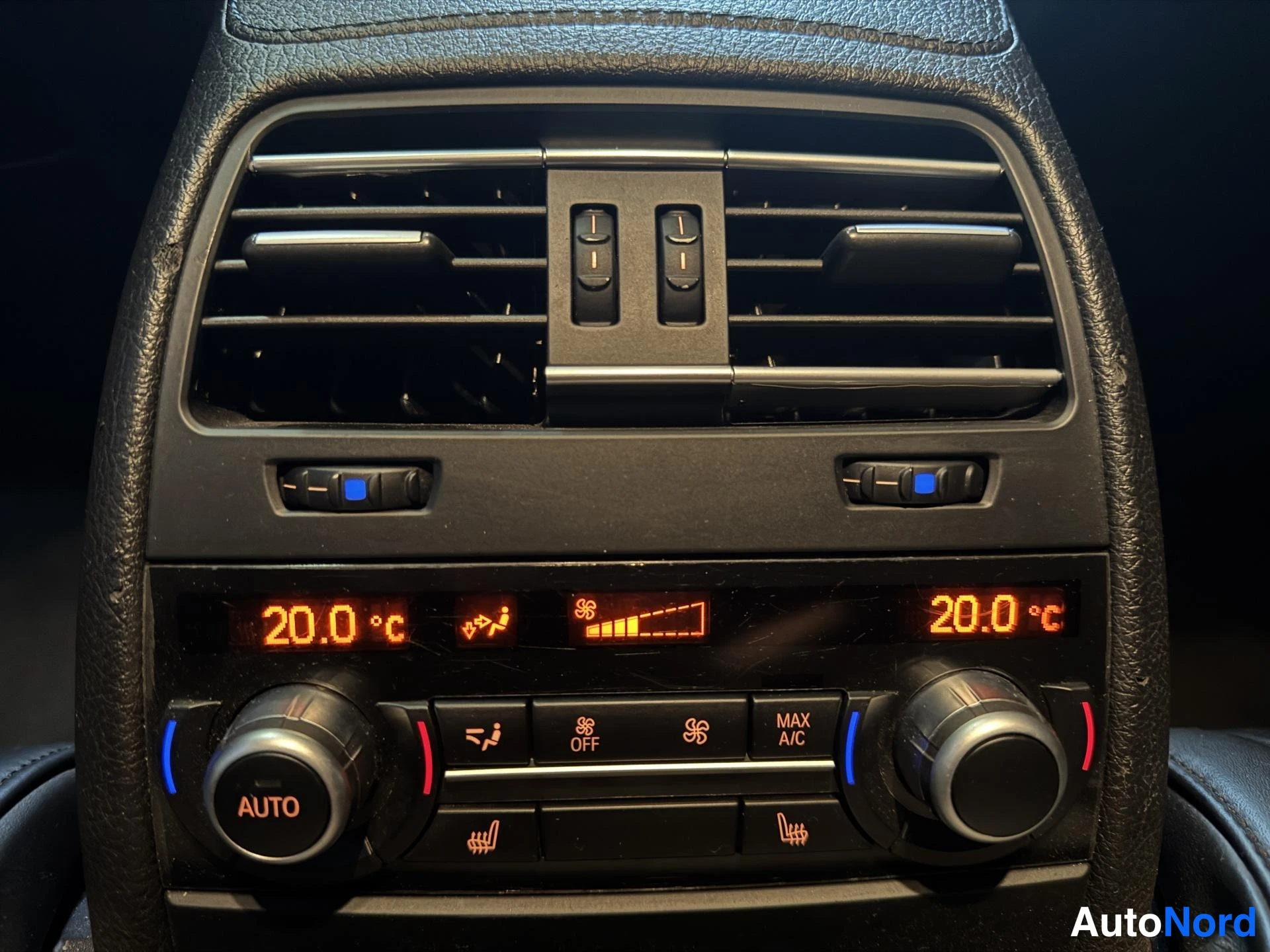 Musta BMW 640d 2013, yksityiskohta, kuva 19