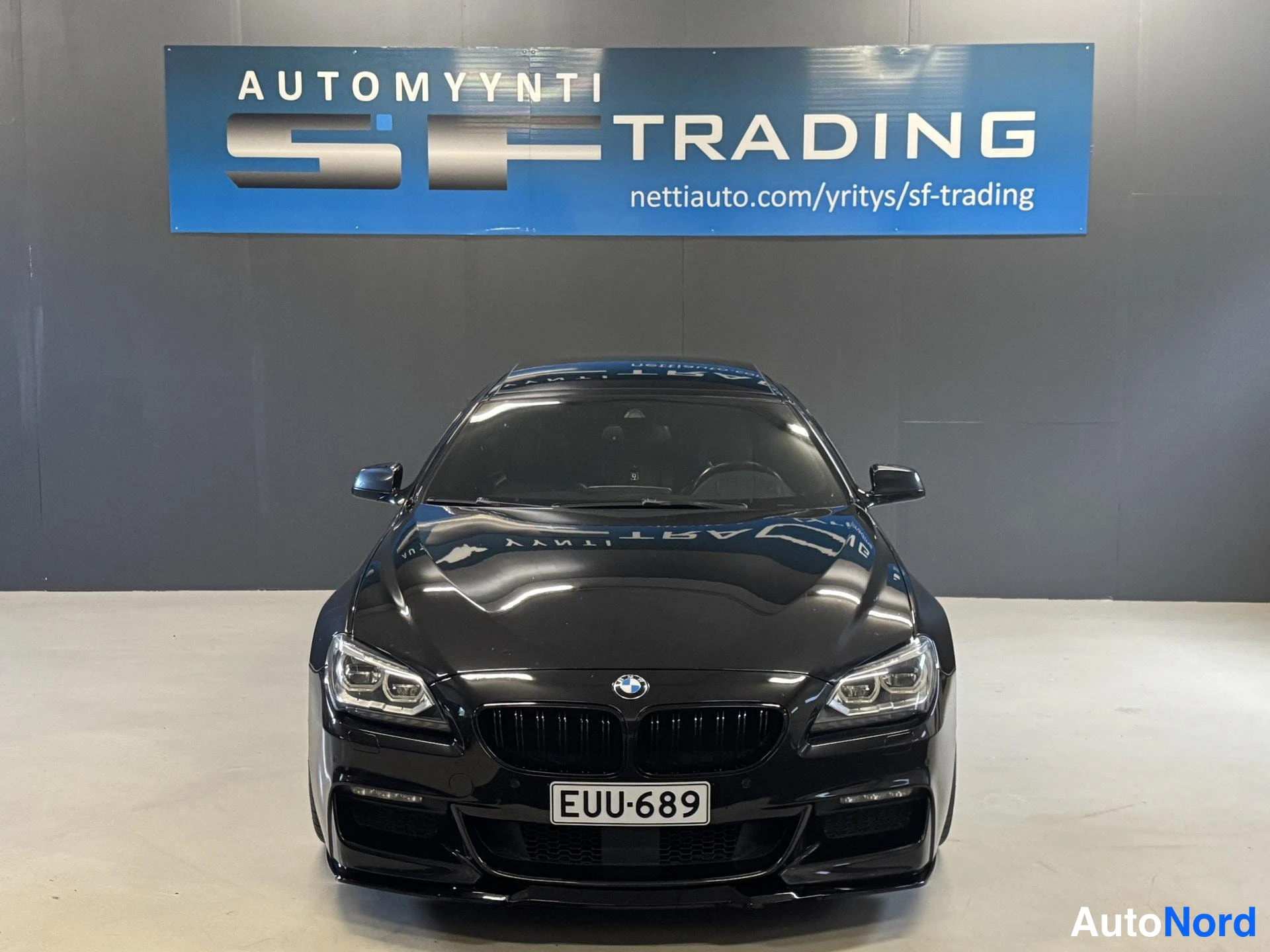 Musta BMW 640d 2013, edestä, kuva 5