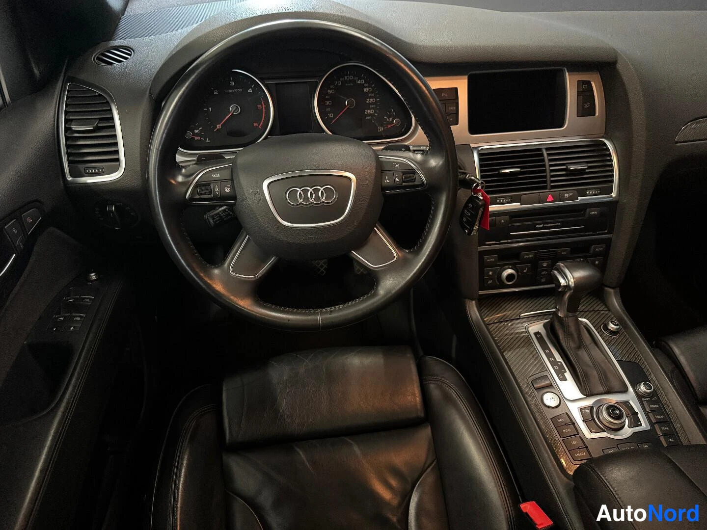 Musta Audi Q7 2012, kuva 11